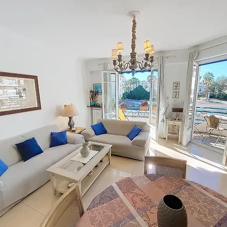 Nestor&jeeves - Flora - Promenade Des -